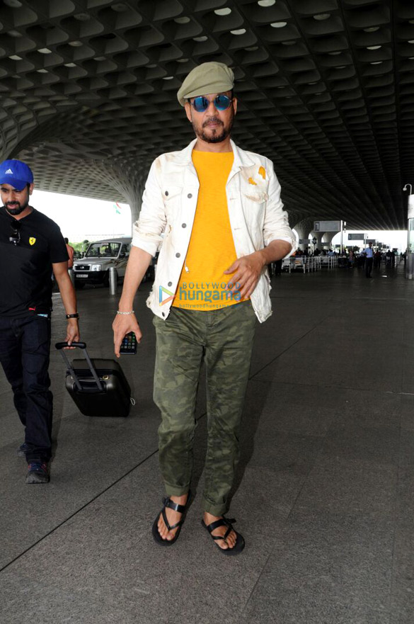 aamir kareena irrfan snapped at the airport 7