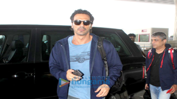 Arjun Rampal, Sidharth Malhotra, Kalki Koechlin and others snapped at the airport