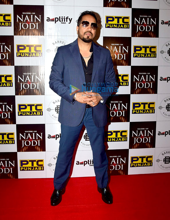 celebs grace the launch of richa sahrmas music video nain na jodi 25