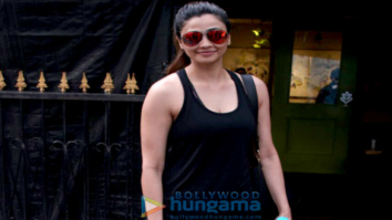 Daisy Shah spotted post lunch