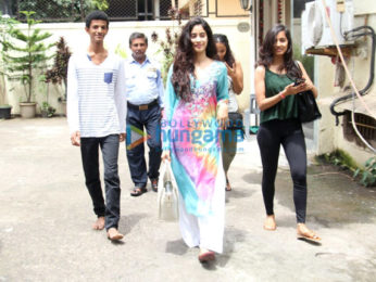 Jhanavi Kapoor snapped post her dance rehearsals