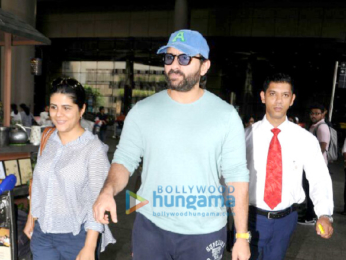 John Abraham, Saif Ali Khan and others snapped at the airport