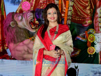 Kajol, Tanishaa Mukerji, Tanuja at North Bombay Sarbojanin Durga Puja
