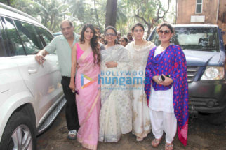 Kajol and family snapped at Durga pandal in Mumbai
