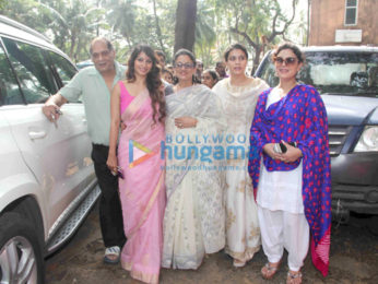Kajol and family snapped at Durga pandal in Mumbai