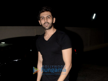 Kartik Aaryan snapped in Bandra