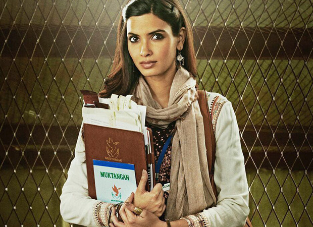 Lucknow-Central-(4)