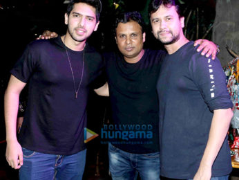 Lyricist Kumaar celebrates his birthday with friends and relatives