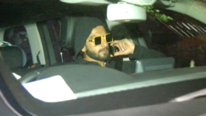 Padmavati Star Ranveer Singh SPOTTED At His Grandfather’s Residence Padmavati Star Ranveer Singh SPOTTED At His Grandfather’s Residence