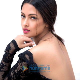 Celebrity Photo Of Riya Sen