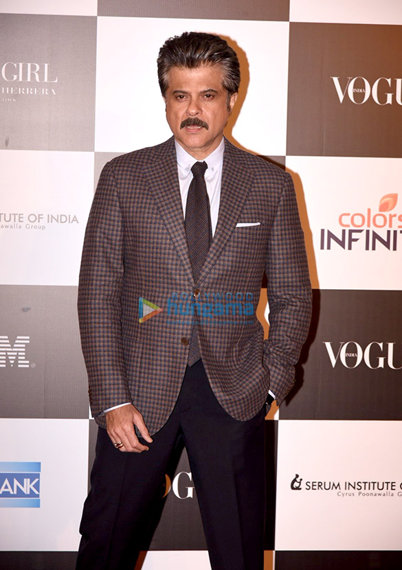 shah rukh khan aishwarya rai bachchan and others grace vogue women of the year awards 2017 13