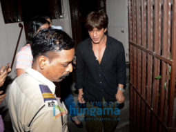Shah Rukh Khan snapped outside Shankar Mahadevan’s studio