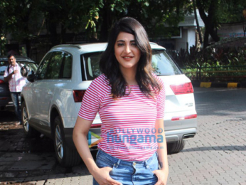 Shruti Haasan snapped in Bandra