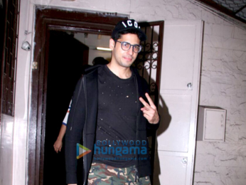 Sidharth Malhotra spotted at Purple Haze studio for dubbing for his ad shoot