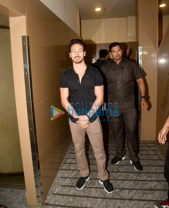 varun dhawan alia bhatt taapsee pannu remo dsouza and kiara advani grace the screening of judwaa 2 at pvr juhu 9 2