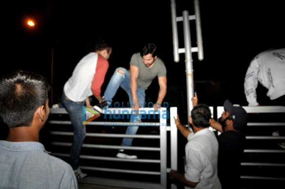 varun dhawan snapped leaving from pvr juhu 5