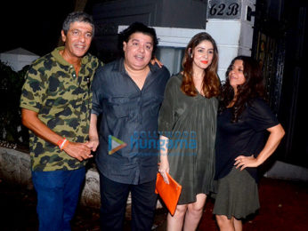Hrithik Roshan, Farah Khan and others snapped at Farhan Akhtar's bash