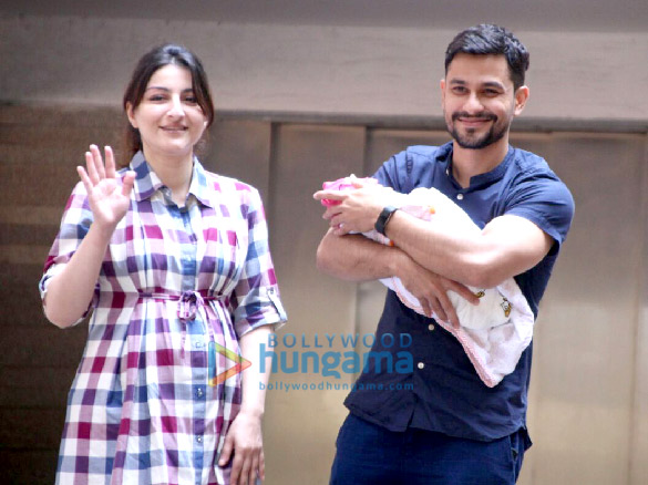 Soha Ali Khan and Kunal Khemu snapped with their baby Soha Ali Khan and Kunal Khemu snapped with their baby