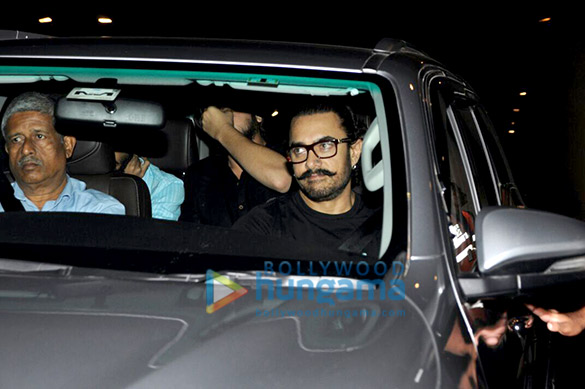 aamir khan virat kohli and others snapped at the airport 5