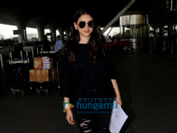 Aamir Khan, Zaira Wasim, Prateik Babbar, Kim Sharma, and Aditi Rao Hydari snapped at the airport