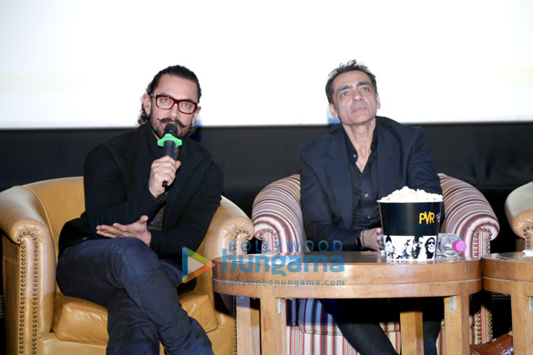 aamir khan and zaira wasim at the announcement of the privilege card of pvr cinemas in delhi 4