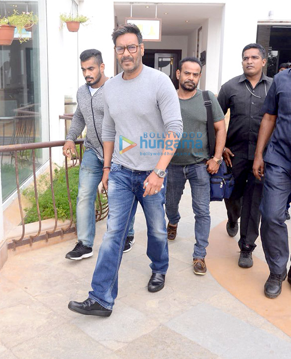 ajay devgn kunal khemu and parineeti chopra promote golmaal again 1