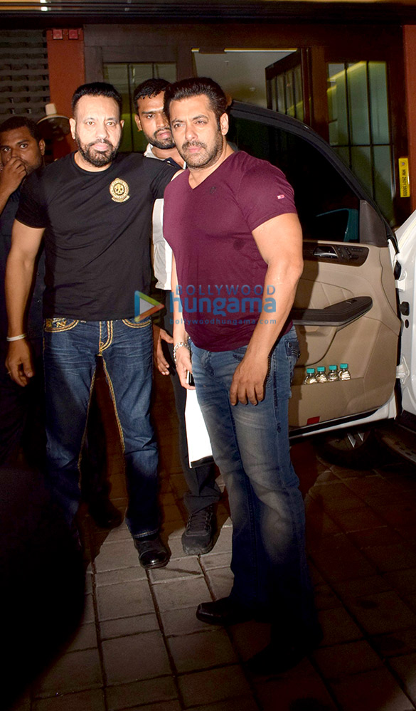 arpita khans diwali party 12