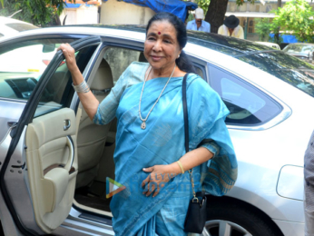Asha Bhosle spotted at dubbing studio in Bandra