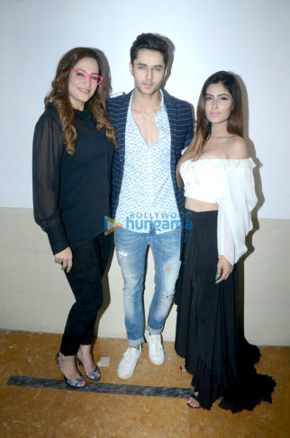 Cast of Ragini MMS Returns snapped interacting with the media