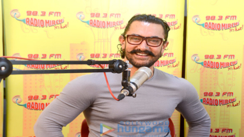 Aamir Khan snapped promoting Secret Superstar at 98.3 FM Radio Mirchi
