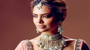 Celebrity Photo Of Esha Gupta