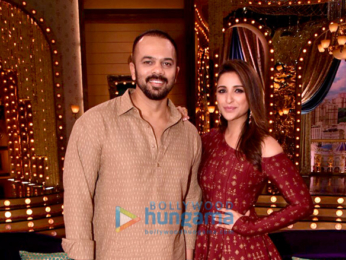 Golmaal Again cast on the sets of Aunty Boli Lagao Boli