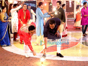 Team of Golmaal Again on the sets of 'Taarak Mehta Ka Ooltah Chashmah'