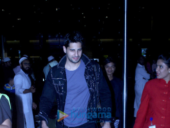 Sidharth Malhotra snapped at the airport