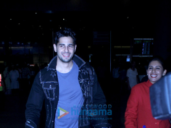 Sidharth Malhotra snapped at the airport