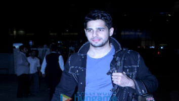 Sidharth Malhotra and Bhumi Pednekar snapped at the airport