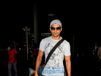 Kangana Ranaut, Farhan Akhtar and others snapped at the airport
