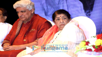 Lata Mangeshkar and Javed Akhtar grace Hridaynath Mangeshkar Awards at Shanmukhanan hall
