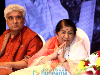 Lata Mangeshkar and Javed Akhtar grace Hridaynath Mangeshkar Awards at Shanmukhanan hall