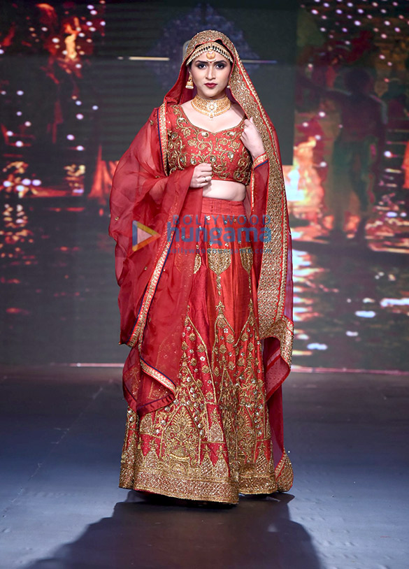 mannara walks the ramp at the ibfw 2017 2