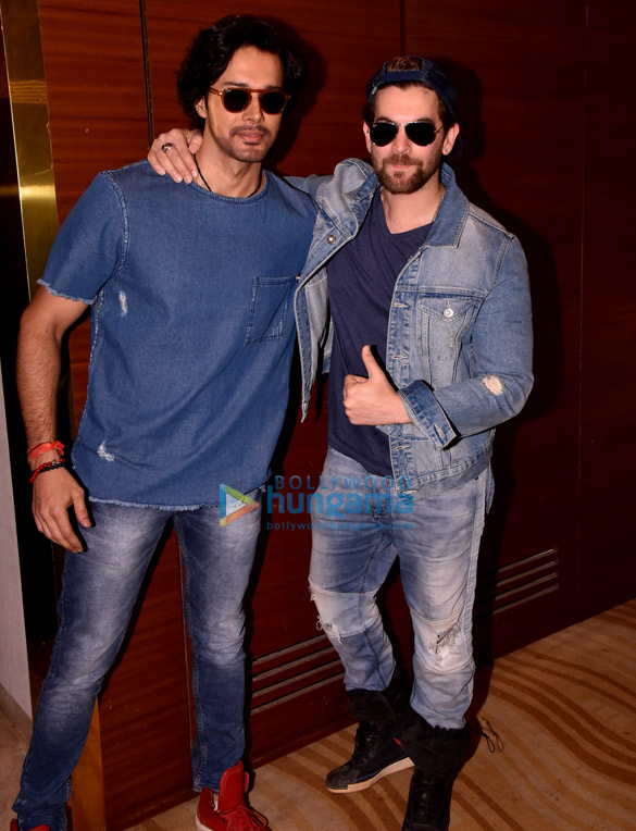 neil nitin mukesh graces the launch of music video taleem 2