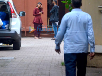 Parineeti Chopra snapped in bandra
