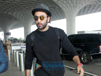 Ranbir Kapoor spotted at the airport