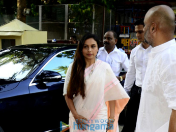 Rani Mukerji’s family arrives for Ram Mukerji's prayer meet