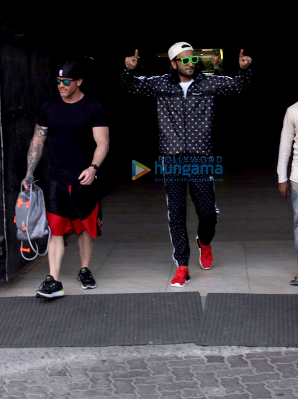 ranveer singh snapped in a fun mood in mumbai 2