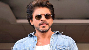 Shah Rukh Khan’s heart-warming gesture for his fan who is a cancer patient will definitely leave you teary eyed Shah Rukh Khan’s heart-warming gesture for his fan who is a cancer patient will definitely leave you teary eyed