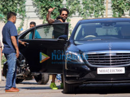 Shahid Kapoor snapped at gym