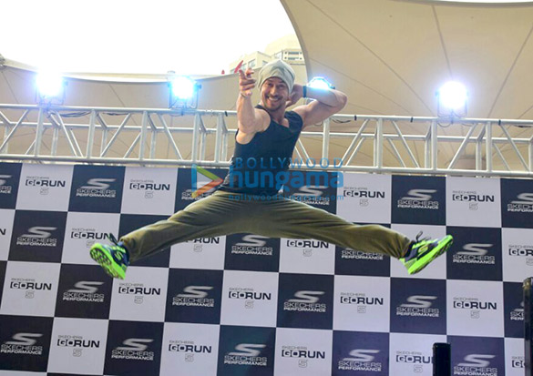 tiger shroff attends the launch of sketchers 2