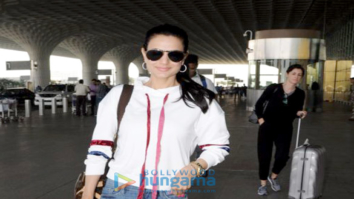 Aamir Khan, Ameesha Patel and others snapped at the airport