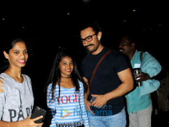 Aamir Khan arrives at the airport-